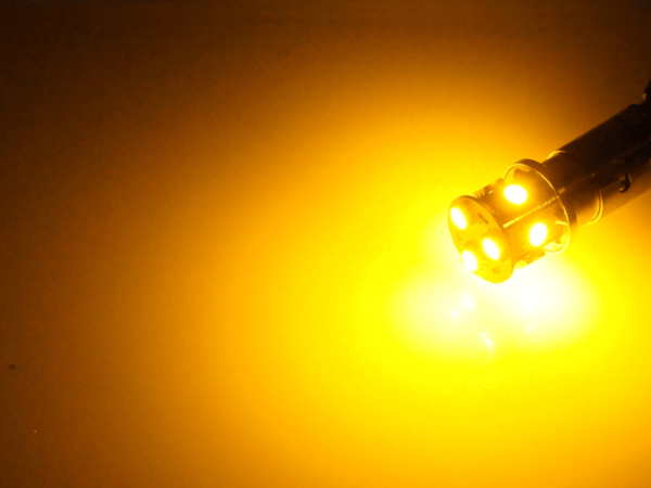 BA15S LED Lampe bernsteingelb - geeignet für 12 & 24 Volt Einsatz - für Tagfahrlicht, Doppelbrenner, Standlicht und Interieur - EAN: 6090429220268