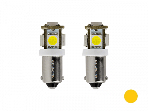 BA9S LED lamp ambergeel - geschikt voor 24 volt gebruikt - interieurverlichting voor vrachtwagen, camper en meer - met 5 SMD LED's - EAN: 6090553849816
