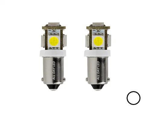 BA9S LED Lampe weiß - geeignet für 24 Volt Einsatz - Innenbeleuchtung für LKW, Wohnmobil und mehr - mit 5 SMD LED's - EAN: 6090553660657