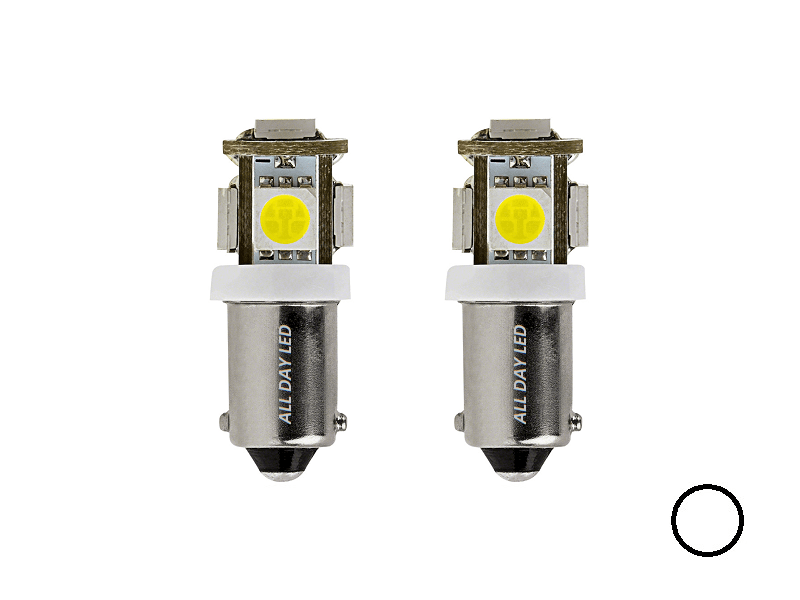 BA9S LED lamp wit - geschikt voor 24 volt gebruikt - interieurverlichting voor vrachtwagen, camper en meer - met 5 SMD LED's - EAN: 6090553660657