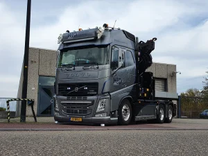 Volvo FH4 with LED daytime running lamp white