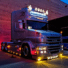 Scania T Serie mit Tagfahrlicht in der Farbe GELB