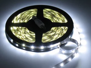 24 Volt LED strip white 6000k for truck - 2.5 with silicone layer IP65 - EAN: 6090433433401