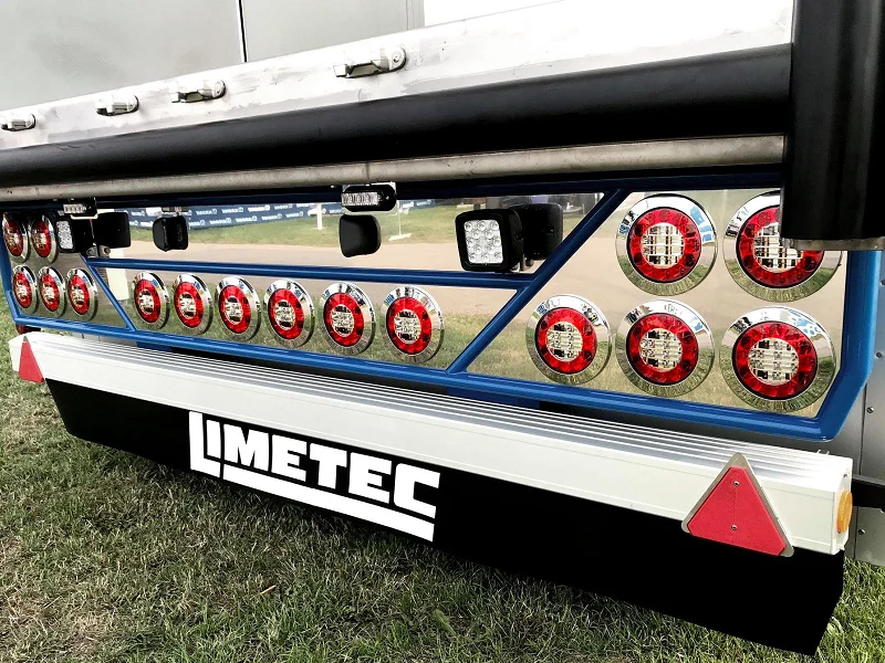 Strands RED EYE 3 chamber LED tail light mounted on rear bumper - EAN: 7323030003609