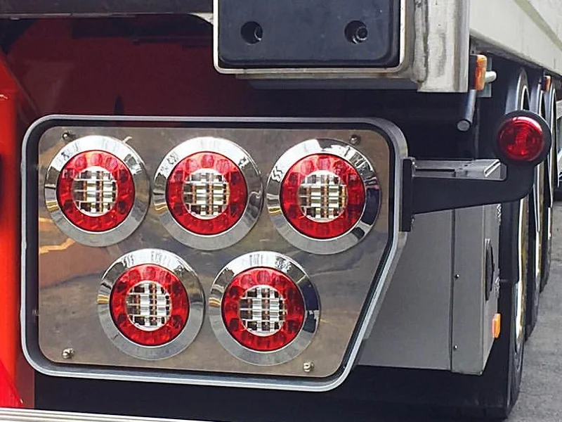 Strands LED tail light mounted on rear bumper - EAN: 7323030003609