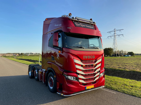 Siberia LED bar gemonteerd op een lampenbeugel - EAN: 7323030183981