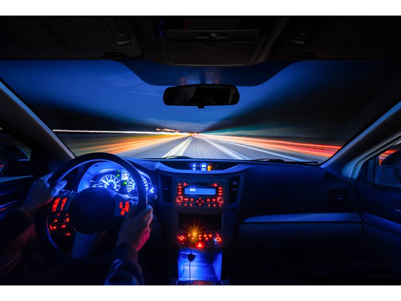 LED strip voor 12 volt gebruik - pas toe in uw auto, camper, caravan, aanhanger, tractor en meer en maak een mooi verlicht interieur