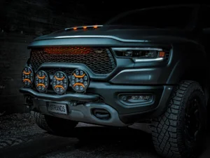 Dodge RAM met LED verstraler - geschikt voor 12 & 24 volt gebruik - EAN: 7350133816379