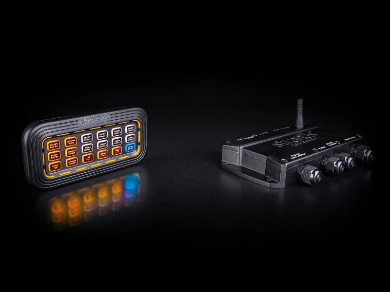 Strands Cruise Light remote control wireless - remote control suitable for the CL Beacon bars from Strands - receiver has 6 input ports and can handle a maximum of 700w - EAN: 7350133815556