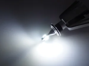 H4 Xtreme led lampen set - H4 LED lamp voor auto, motor, camper, vrachtwagen, tractor en meer - werkt op 12 en 24 volt - EAN: 6090537871833