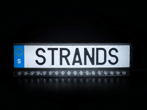 Strands NUUK E-LINE license plate holder with built-in SOLO LED bar - works on 12 and 24 volts - suitable for car, camper, truck, tractor and more - EAN: 7350133816485