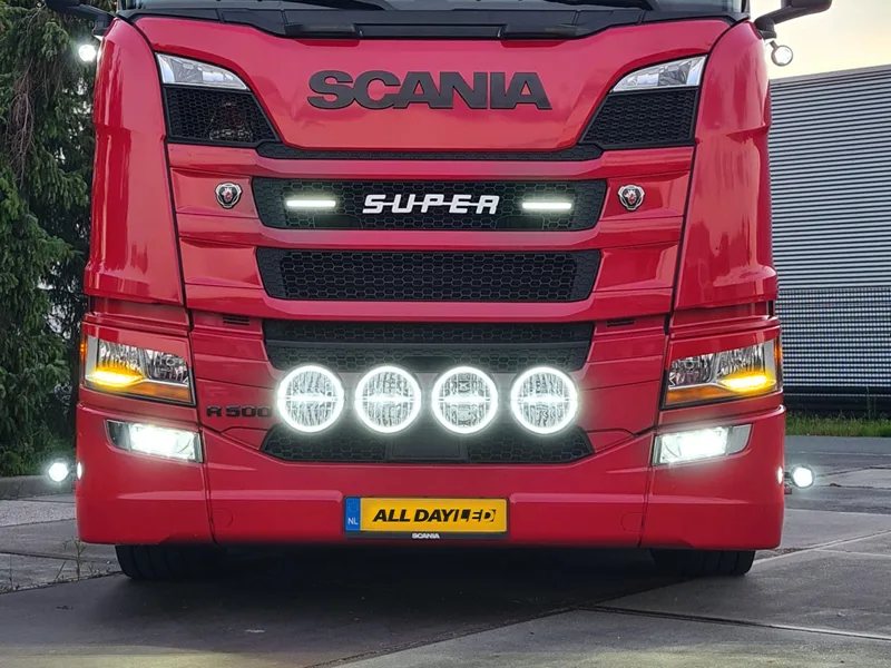Scania truck with 4 full LED spotlights mounted in the front grille