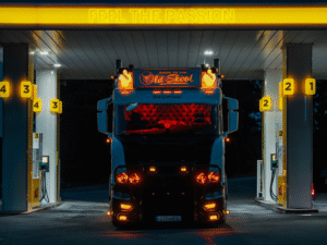 Old-School-Scheinwerfer auf einem Scania-Truck montiert