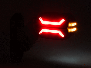 DRAGON Seitenleuchte - orange, rot und weiß LED Licht - HOR134
