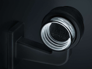FOR9T Geo gemonteerd op een rubberen arm - 5700K wit - smoke behuizing
