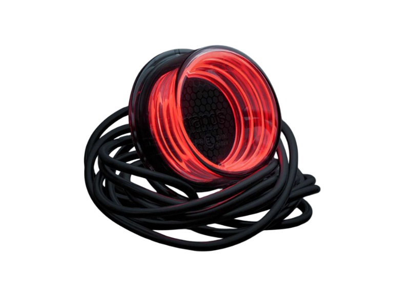 Strands FOR9T Geo unit rood - LED breedtelamp -donker glas - ECE R148 - 850466 - voor vrachtwagen, bestelwagen, aanhanger, camper en meer