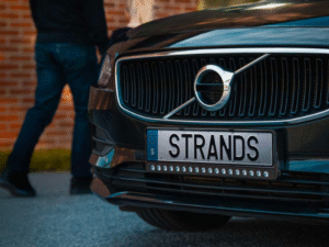 Strands LED bar DUO mounted on a car